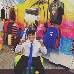 Meet your Posher, Christopher